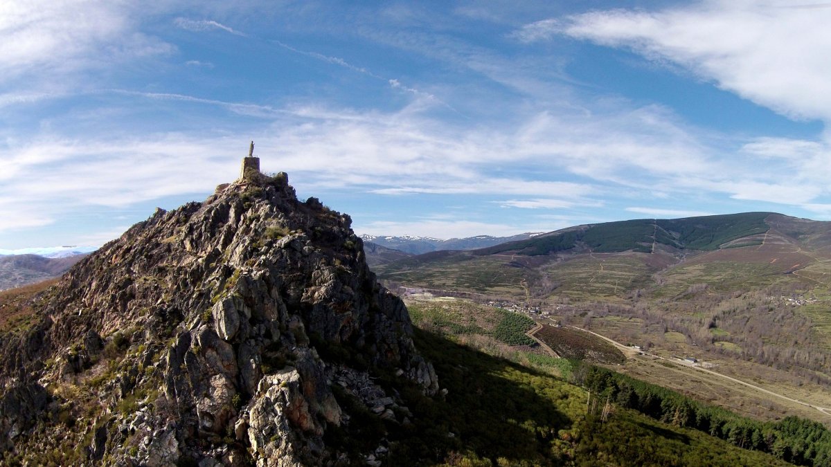Domo volcánico de Peña Ramiro en Truchas. ICAL