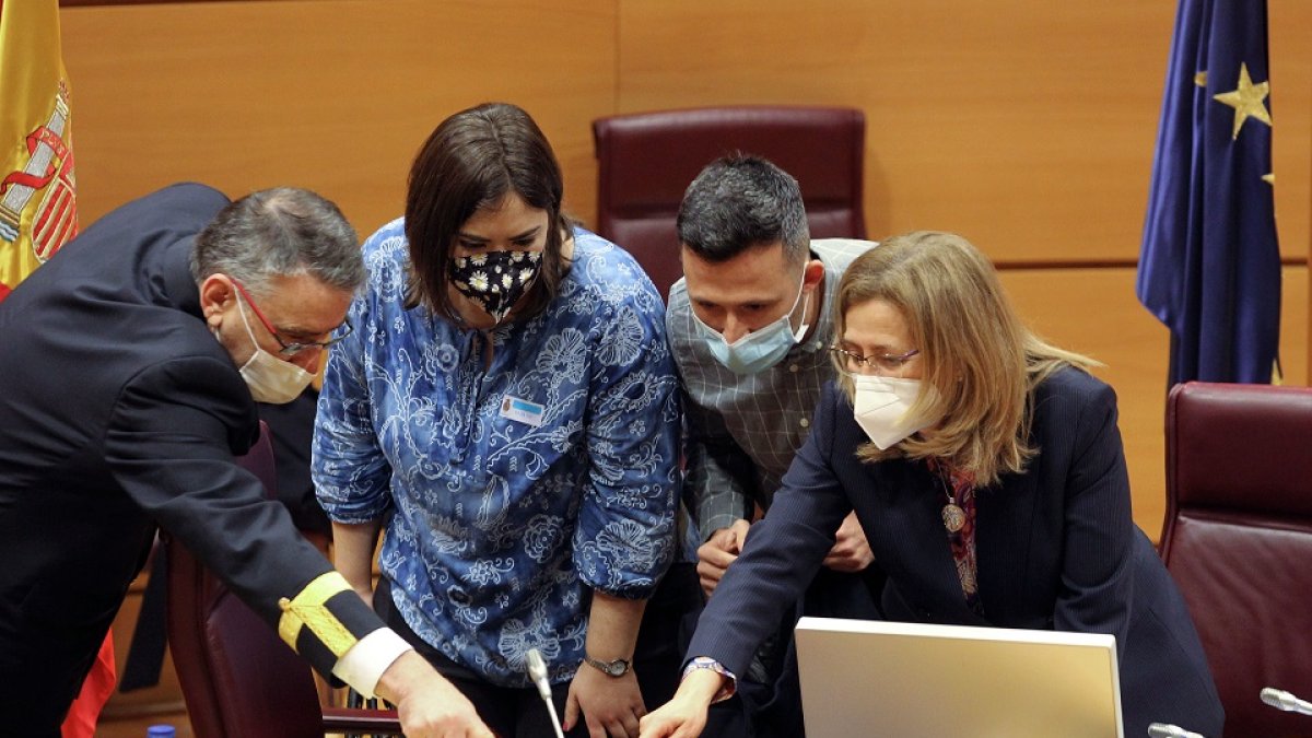 Comparecencia de los miembros del colectivo Jóvenes de Castilla y León, Juan José Álvarez Merino y María José Pérez Vizán, ante la Comisión de Despoblación y Reto Demográfico del Senado, para analizar la situación que viven los jóvenes ante la falta de oportunidades en territorios afectados por la despoblación y conocer sus propuestas para asentar población joven en los mismos. -ICAL