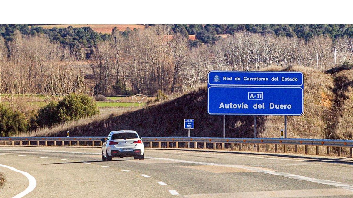 Tramo de la Autovía del Duero a su paso por la provincia de Soria. MARIO TEJEDOR