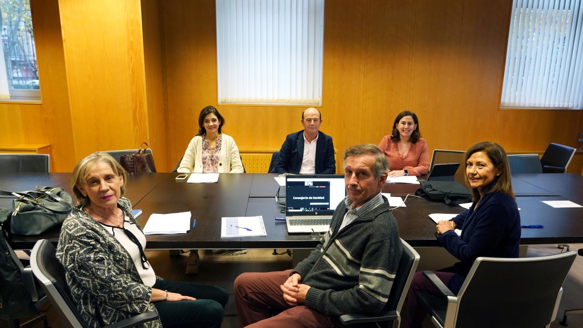 Reunión de la Comisión de Seguimiento y Valoración del Registro Poblacional de Tumores Infantiles de Castilla y León. -ICAL
