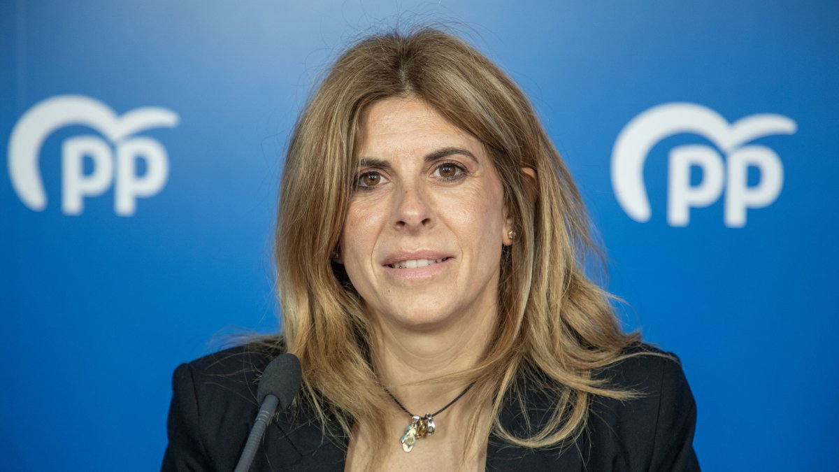 Susana Martín / ICAL . Chabela de la Torre presenta públicamente su candidatura para presidir el Partido Popular de Salamanca en una rueda de prensa en la que expone las bases de su propuesta. -ICAL