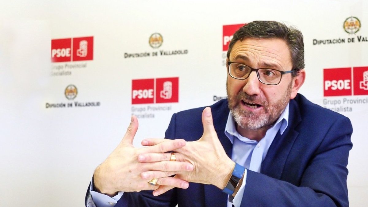 Entrevista al portavoz del PSOE en la Diputación, Francisco Ferreira. - PHOTOGENIC/MIGUEL ÁNGEL SANTOS