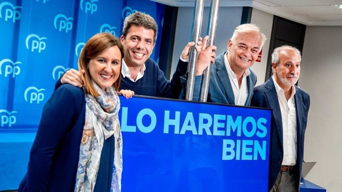 El presidente del comité organizador del XX Congreso Nacional del PP y eurodiputado 'popular', Esteban González Pons, presenta el logo y el lema del XX Congreso Nacional del PP. - E. PRESS