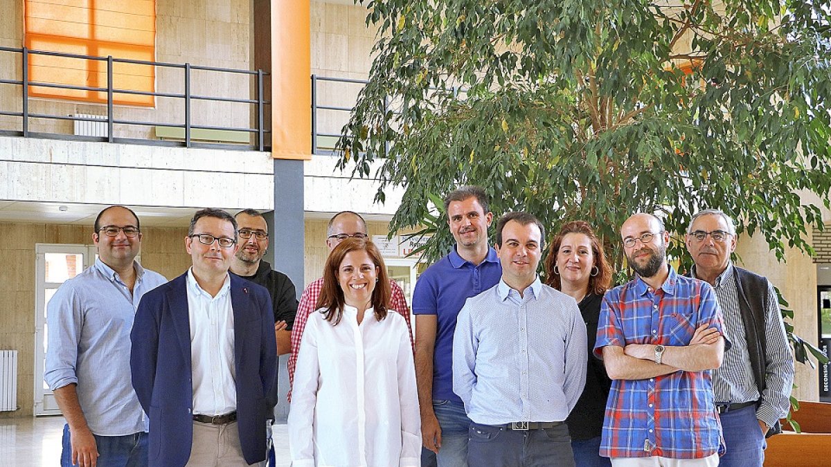 Luis Enrique Pedauga, Carlos Arias, David Pérez, Ana Salvador, Alfredo Macías, Julio Abad, Eduardo Fernández, Ana Pardo, Luis Buendía y José Manuel Díez. EL MUNDO