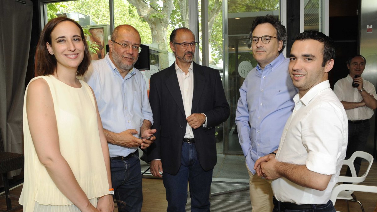 Pilar Vicente, Francisco Igea, Luis Fuentes, Miguel Ángel González y Pablo Yáñez, en una imagen de archivo. ICAL