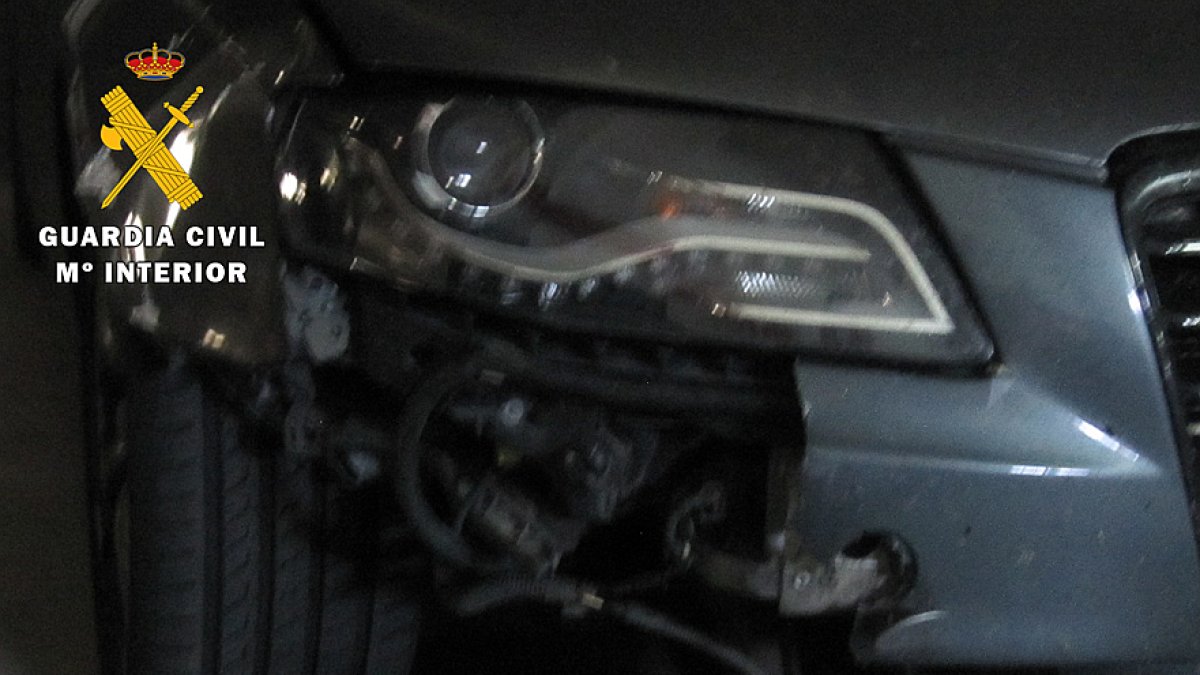 Estado en el que quedó el vehículo implicado en el atropello Villarcayo.