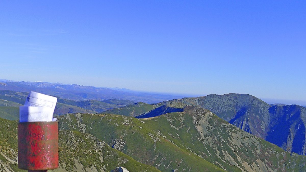 Sierra de Giestro en el Bierzo.-E. M.