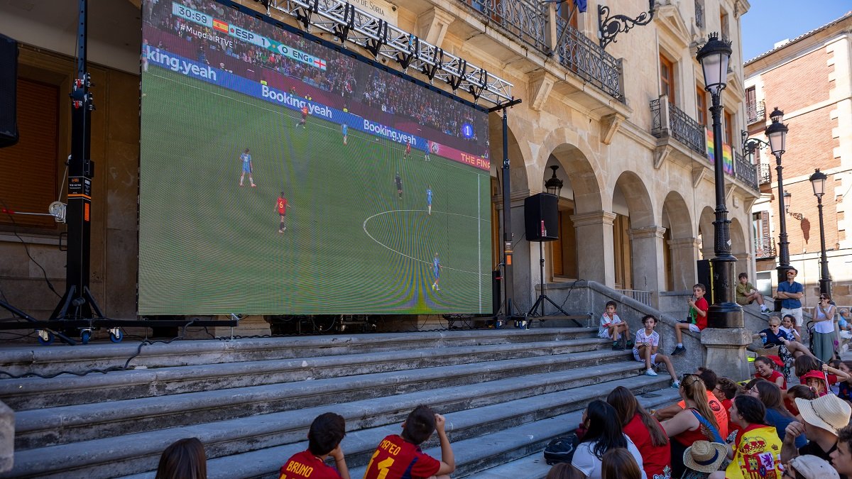Pantalla gigante en Soria para ver la final del Mundial Femenino.