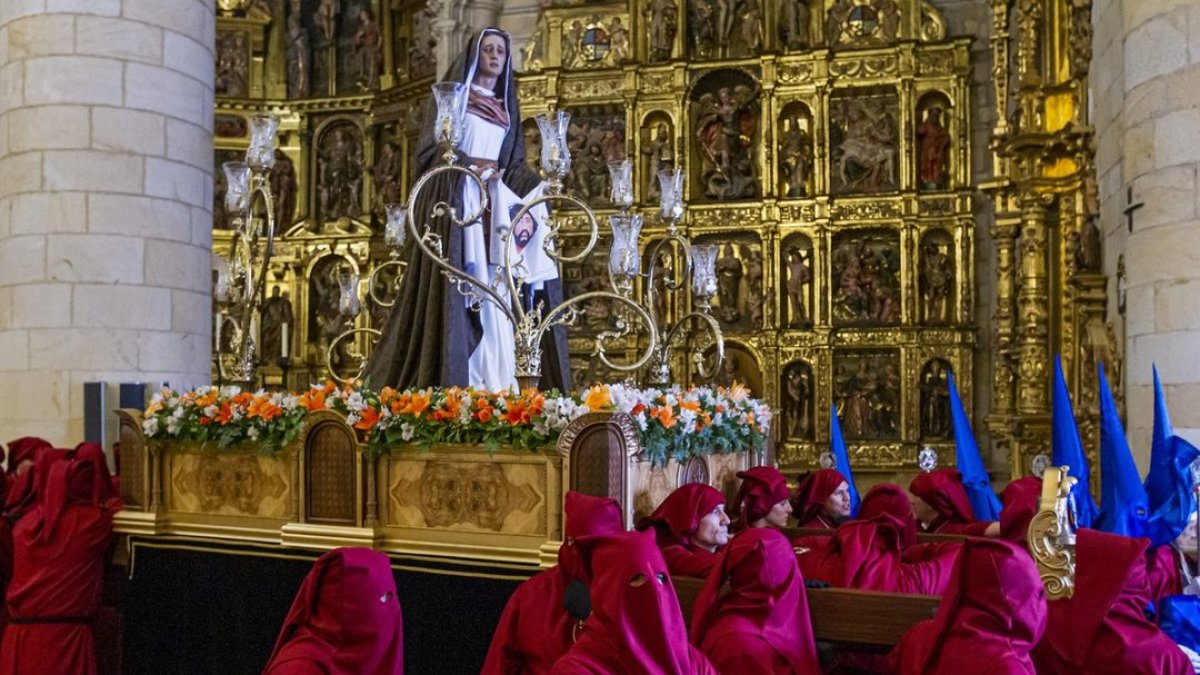 Procesión de las Caídas de Jesús.- HDS