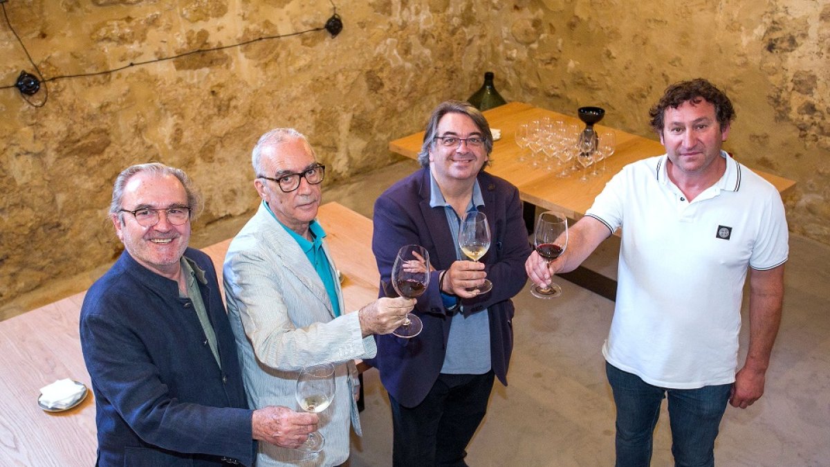 Encuentro con el escritor Juan José Millás en el Festival Internacional de Literatura en español. - ICAL