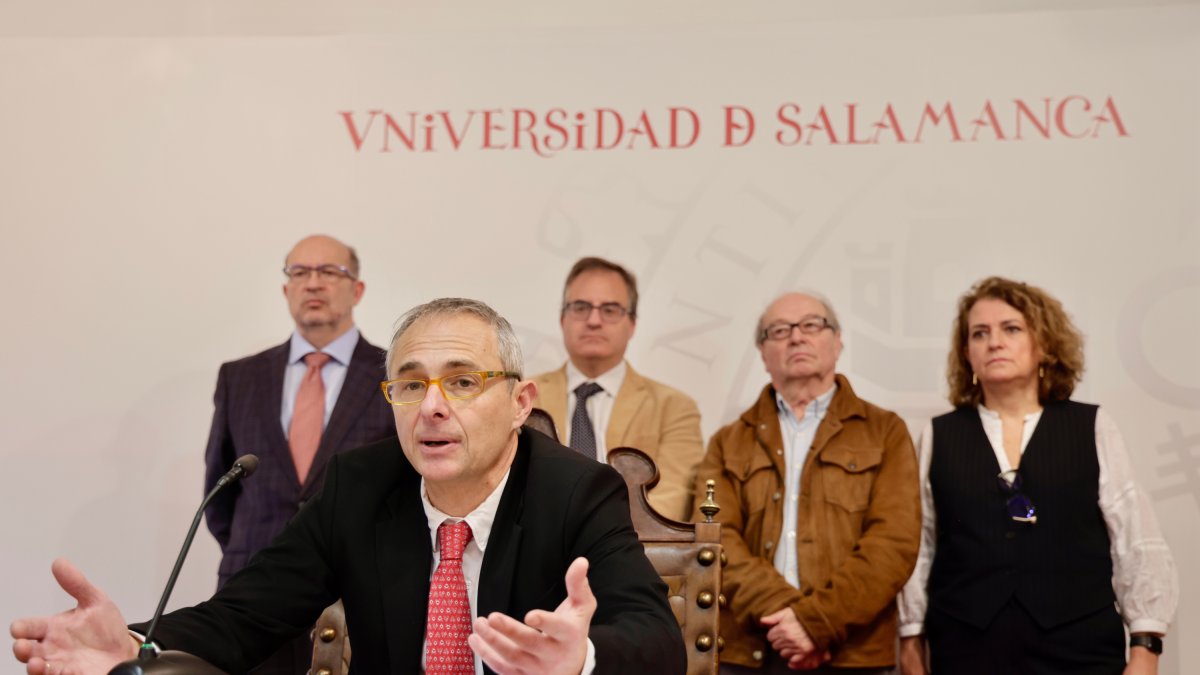 Ricardo Ribero presenta su renuncia como rector de la Usal