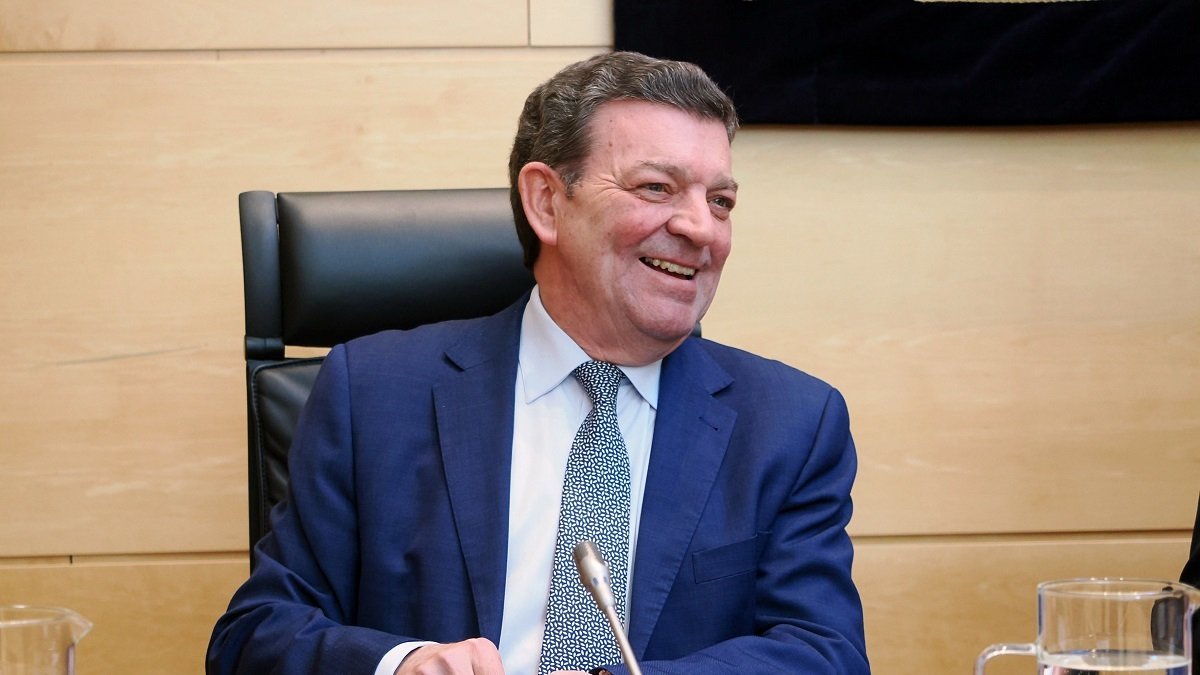 El consejero de la Presidencia, Luis Miguel González Gago, durante la comparecencia en las Cortes.- ICAL