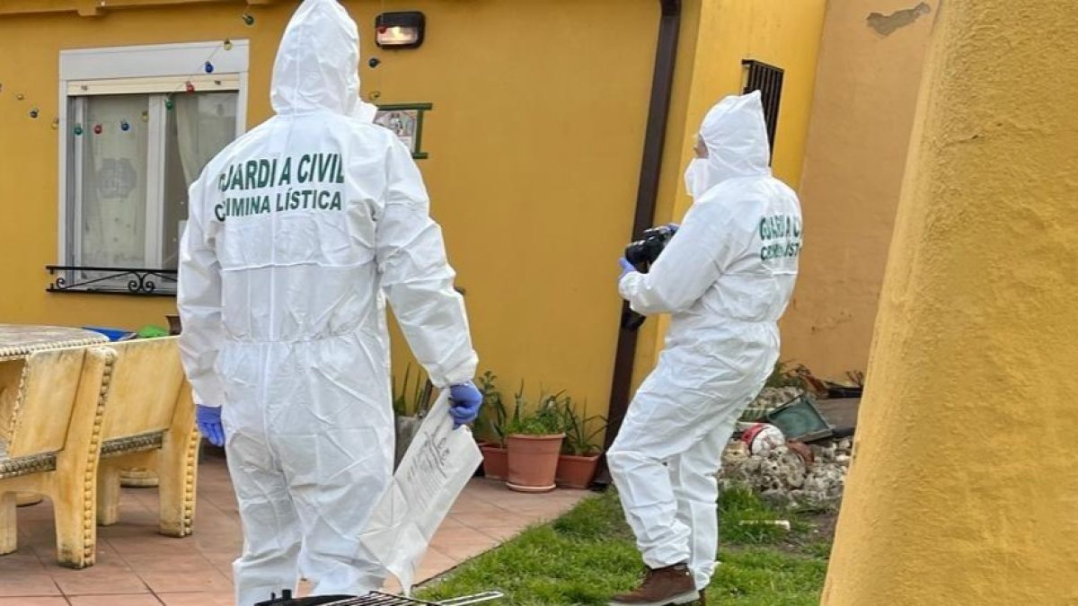 Un momento de la operación de la Guardia Civil. -E.M.