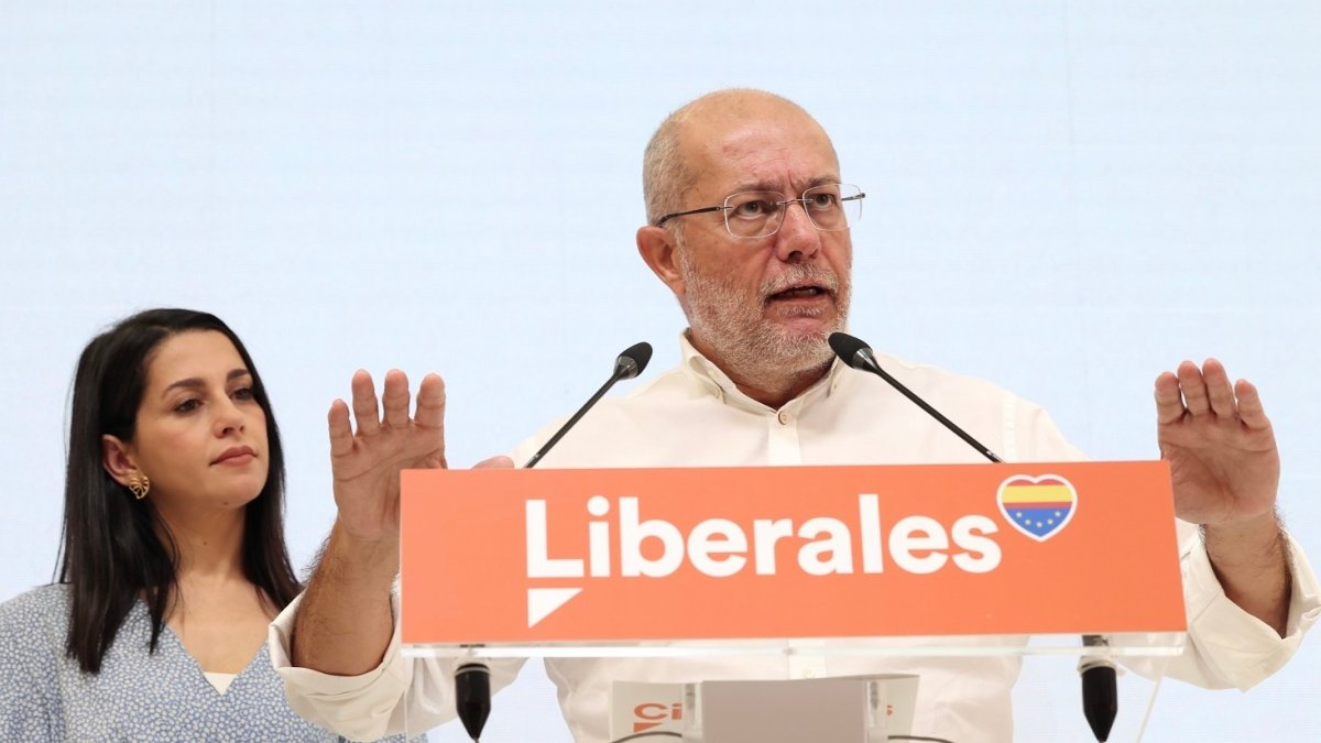Inés Arrimadas y Francisco Igea, en una imagen de archivo durante una comparecencia ante los medios.-ICAL.