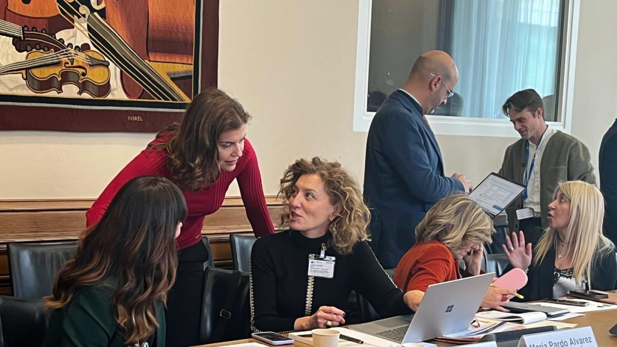 Reunión en París entre la OCDE, la Comisión Europea y Castilla y León.