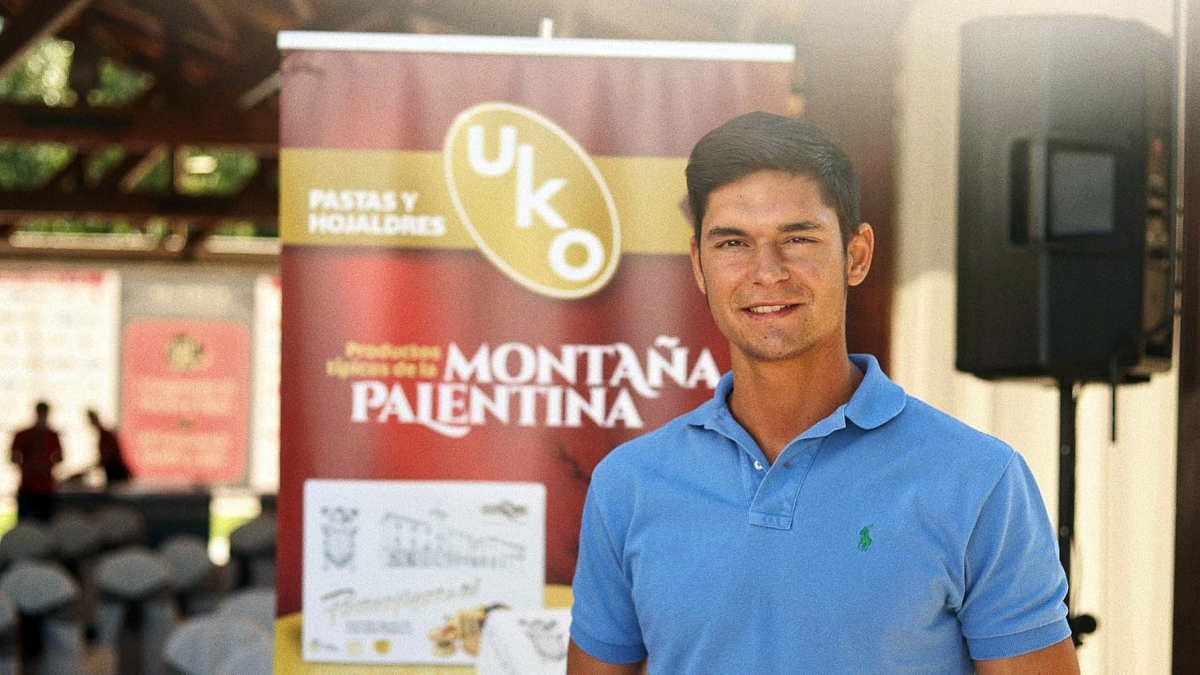 Alejandro Merino Gerente en Pastas y Hojaldres UKO S.L, representa la tercera generación de esta industria artesana asentada en la Montaña Palentina