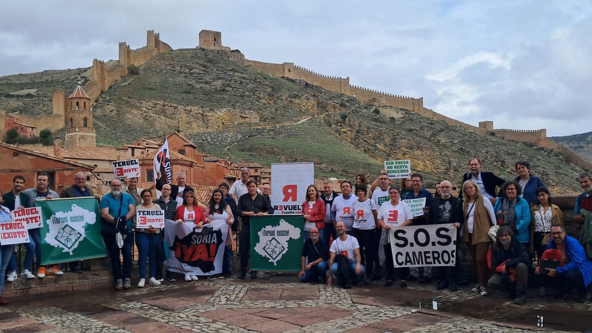 Participantes en la asamblea de la España Vaciada celebrada este fin de semana en Albarracón (Teruel)