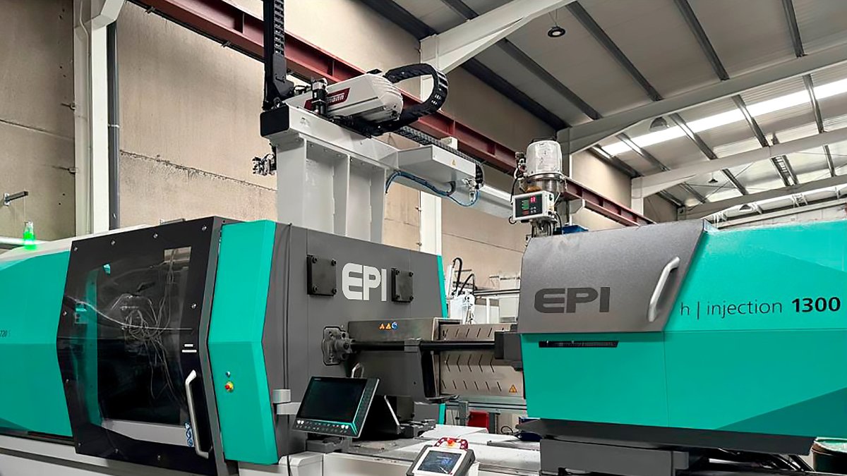 La máquina de la empresa leonesa Europlastic Inyección S.L.U en la que estan realizando la investigación Macyl.