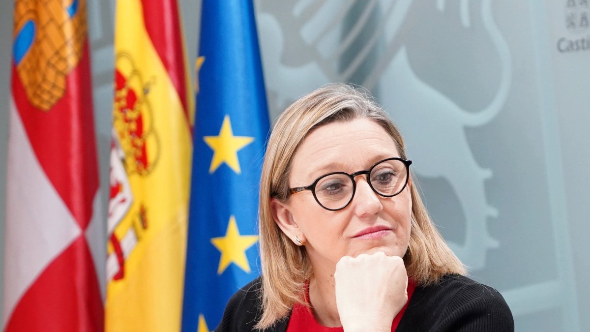 La vicepresidenta de la Junta de Castilla y León y consejera de Familia e Igualdad de Oportunidades, Isabel Blanco, después del Consejo de Gobierno