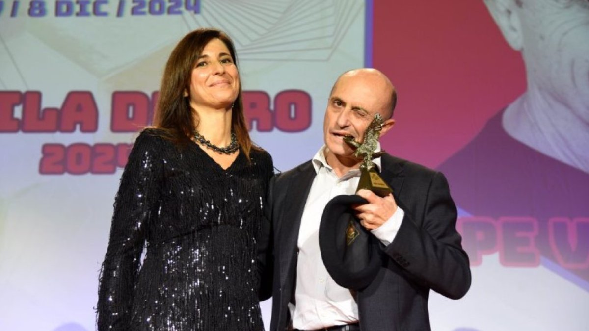 Pepe Viyuela recibe el Águila de Oro en reconocimiento a su trayectoria en el Aguilar Film Festival