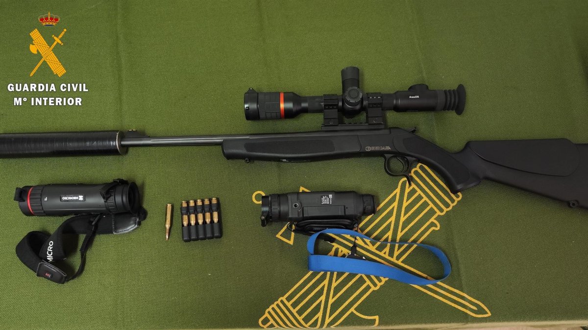 Rifle con silenciador
