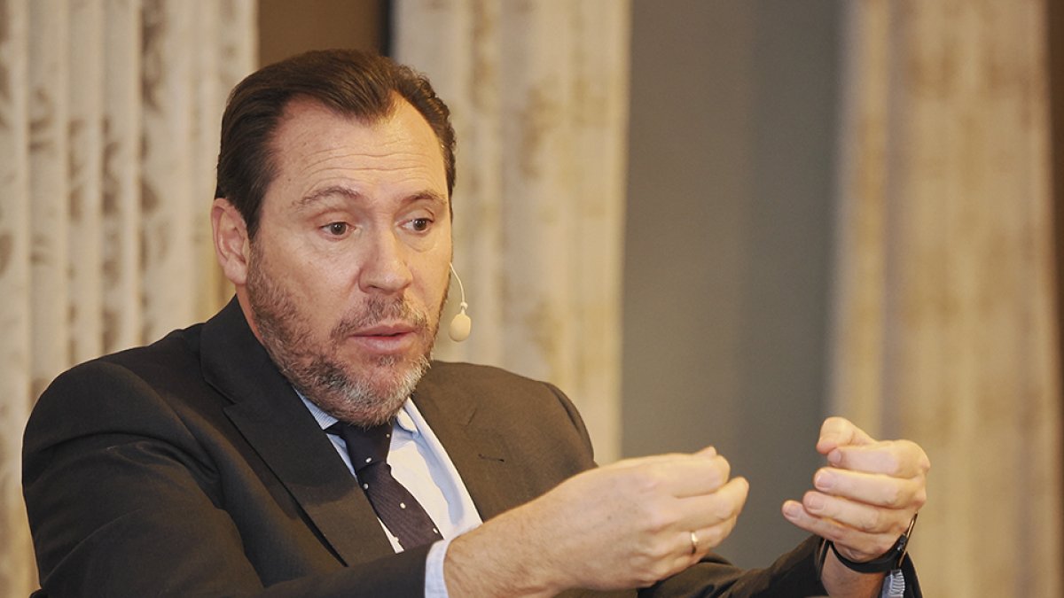 El ministro de Transportes y Movilidad Sostenible, Óscar Puente.