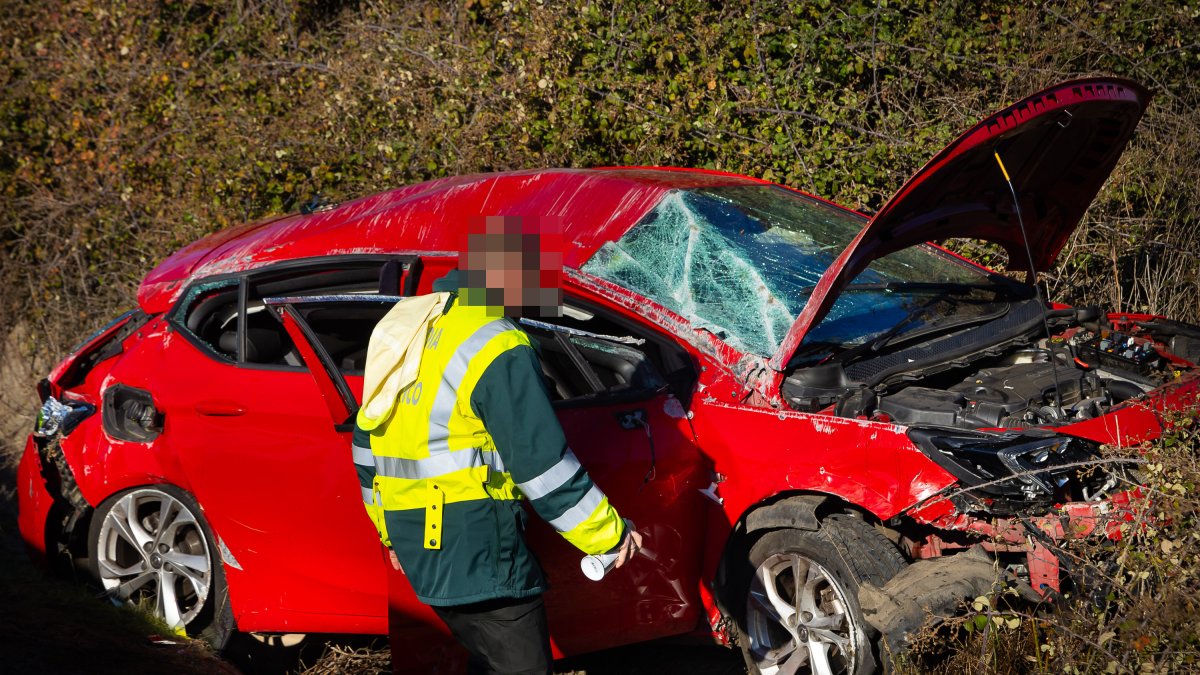 Estado en el que quedo el vehículo tras el accidente en Ciudad Rodrigo