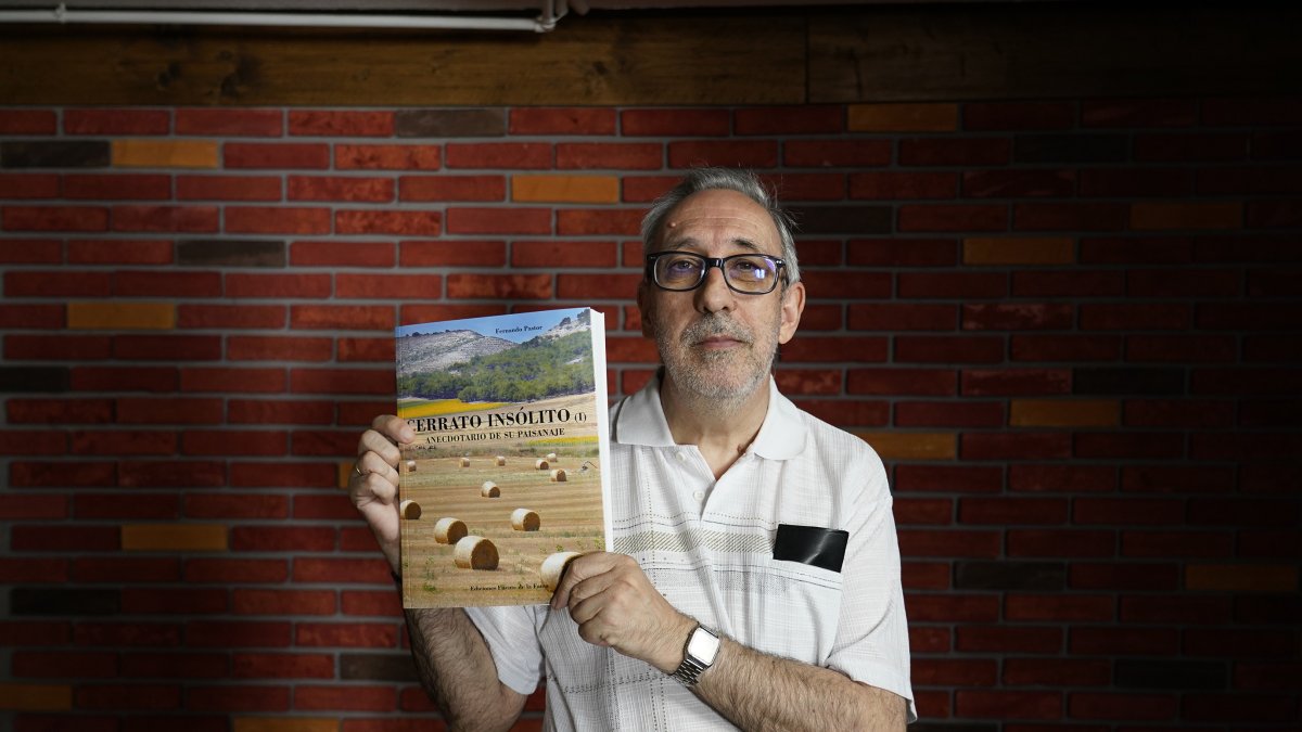 Fernando Pastor muestra su primer libro: Cerrato insólito I: anecdotario de su paisanaje