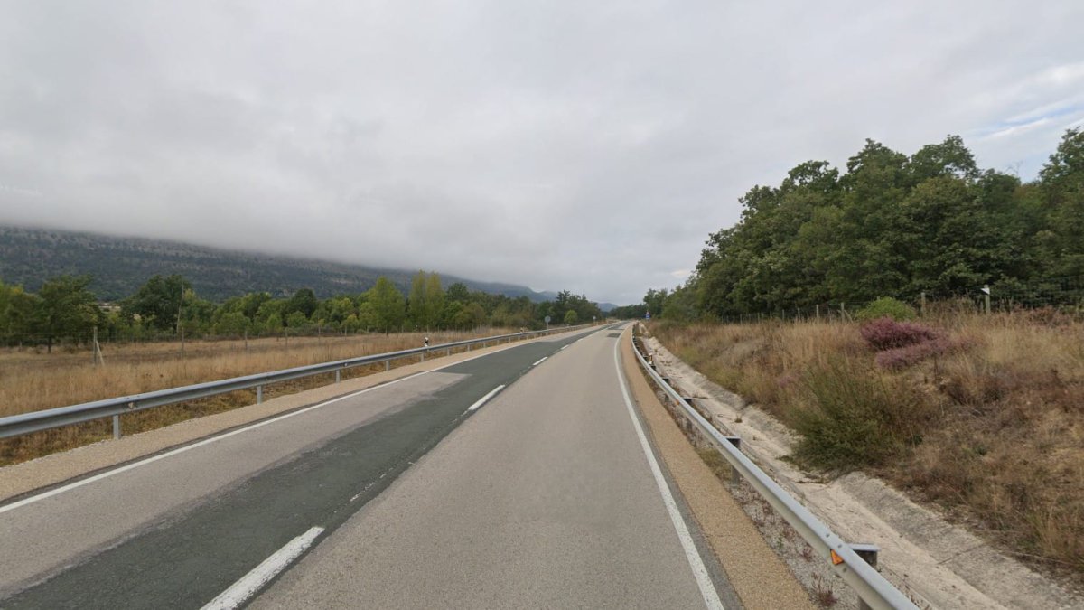 Carretera N-234 a la altura de Villaverde del Monte, donde tuvo lugar el suceso.