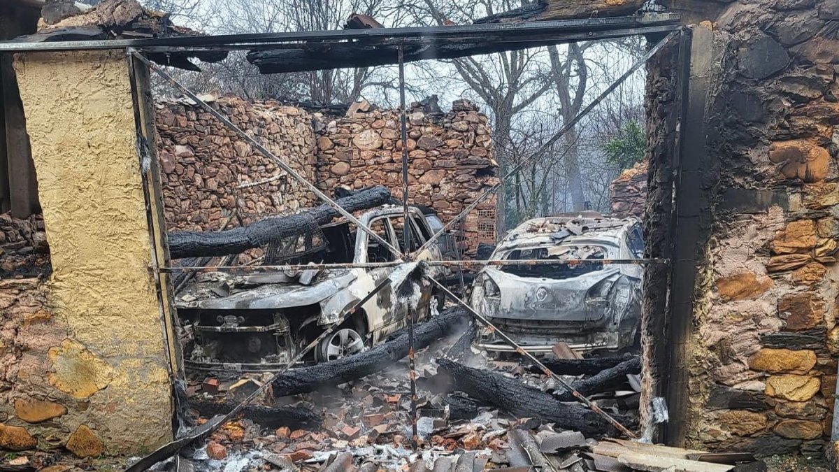 Imagen del incendio en Villar del Monte