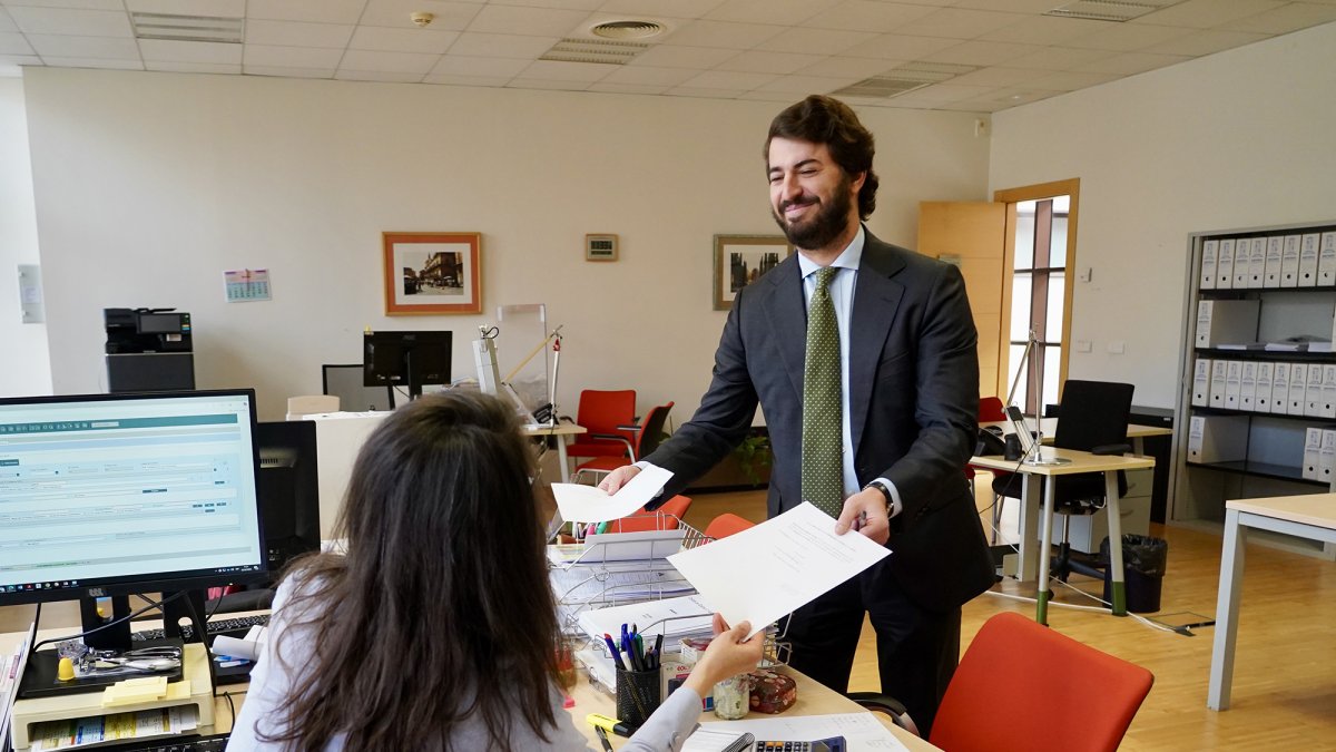 Juan García-Gallardo, presenta su dimisión