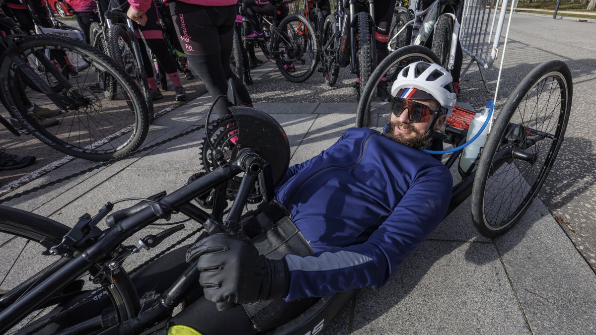 El deportista paralímpico Daniel Rodríguez realiza el reto 'El destierro del Cid' para visibilizar el derecho al deporte de las personas con discapacidad