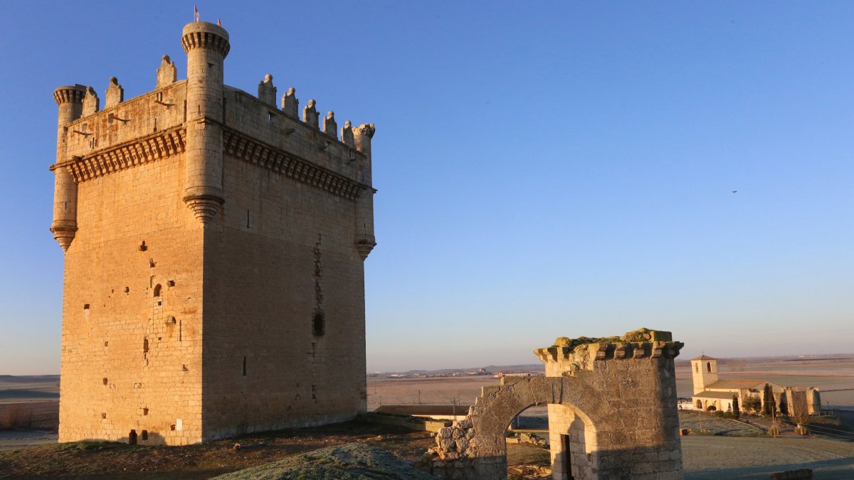 Castillo de Belmonte de Campos en Palencia.