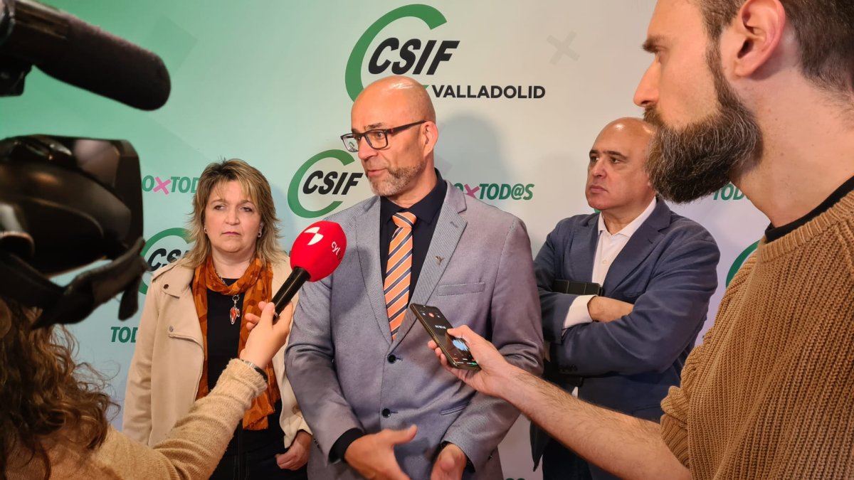 Jornada formativa de CSIF para primeros intervinientes en situaciones traumáticas con la participación del presidente del Colegio Oficial de Psicología, David Cortejoso.