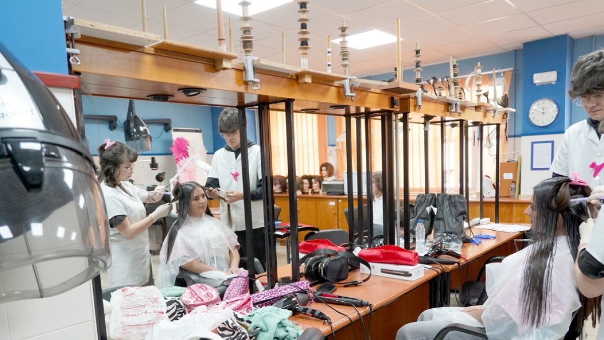 Grado de Peluquería en el IES Ramón y Cajal de Valladolid