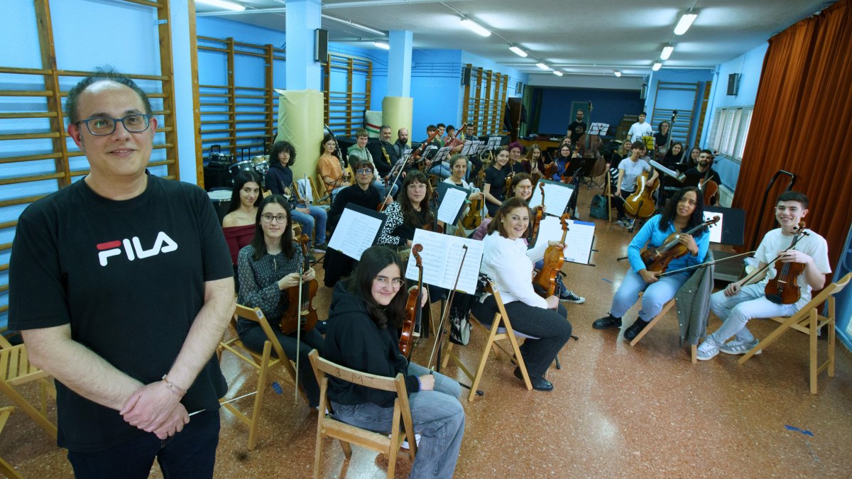 Ensayo de la Orquesta Sinfónica de Ponferrada dirigida por Manuel Alejandre.