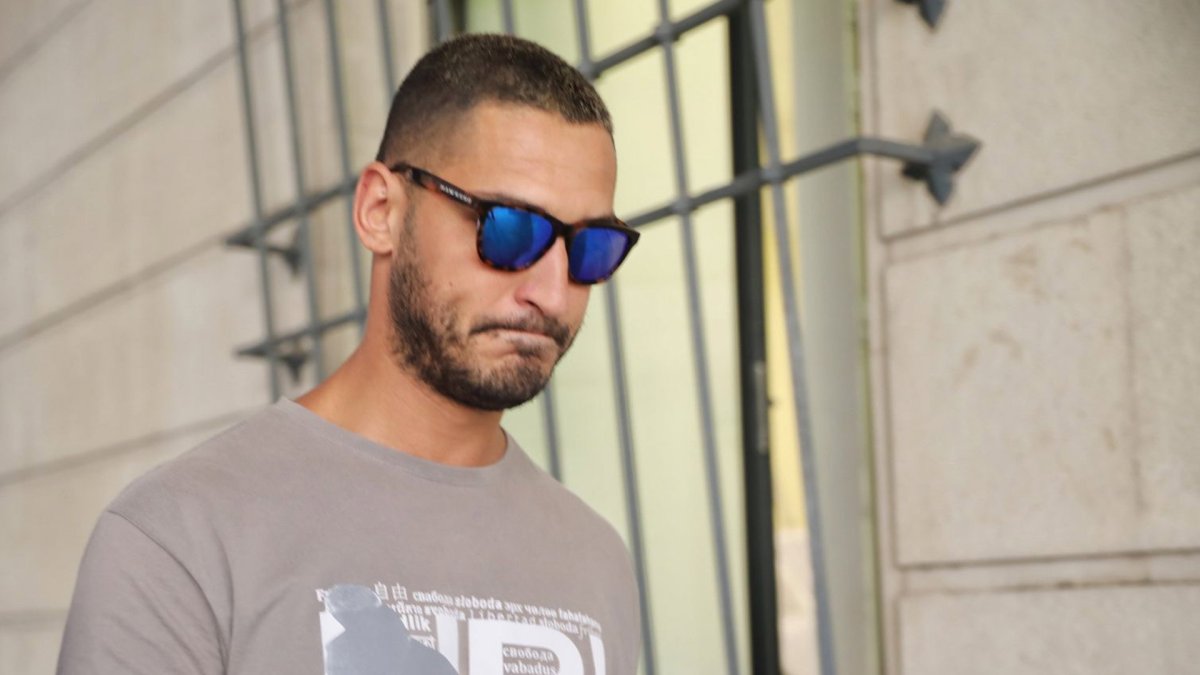 Alfonso Jesús Cabezuelo , miembro de 'La Manada' a la llegada a los juzgados de Sevilla