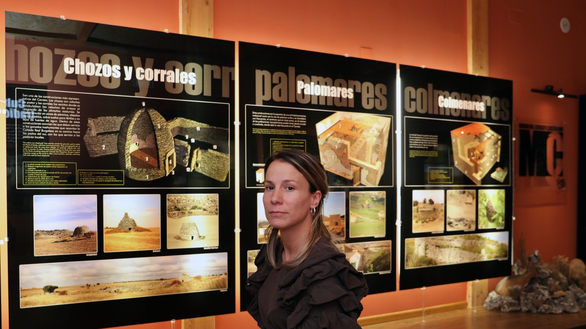 El Museo del Cerrato de Baltanás (Palencia) celebra su efeméride con un viaje por la historia, la cultura y los sueños de toda una comarca, en la imagen la directora del museo, Luisa González