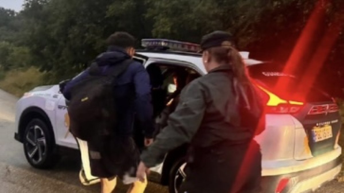 Evacuación de un joven de un campamento en Burgos
