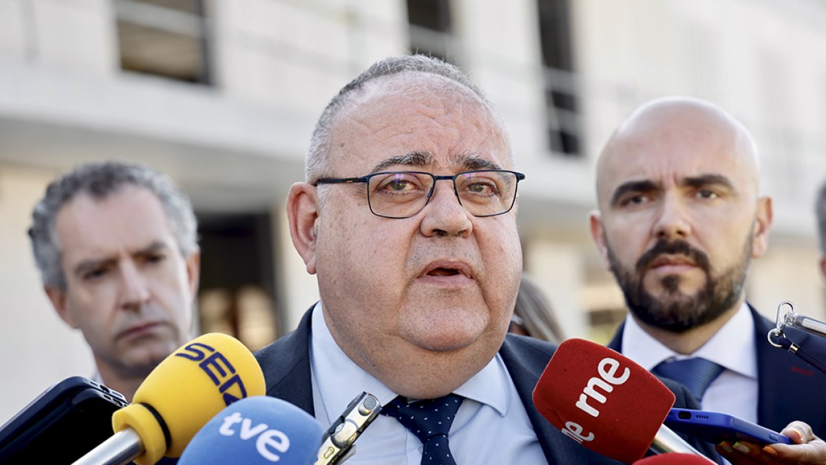 El consejero de Sanidad, Alejandro Vázquez Ramos.