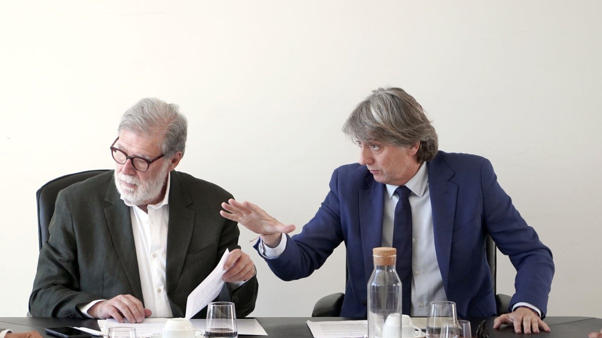 Santiago Aparicio y Carlos Martínez en la reunión celebrada este miércoles.