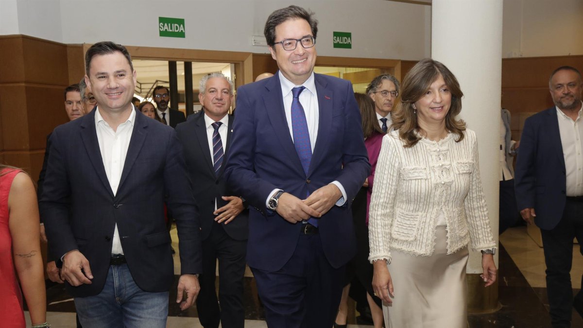 Jaiver Alfonso Cendón, Óscar López y Nuria González
