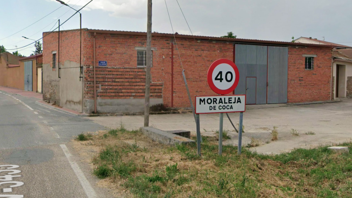 Entrada al pueblo de Moraleja de Coca