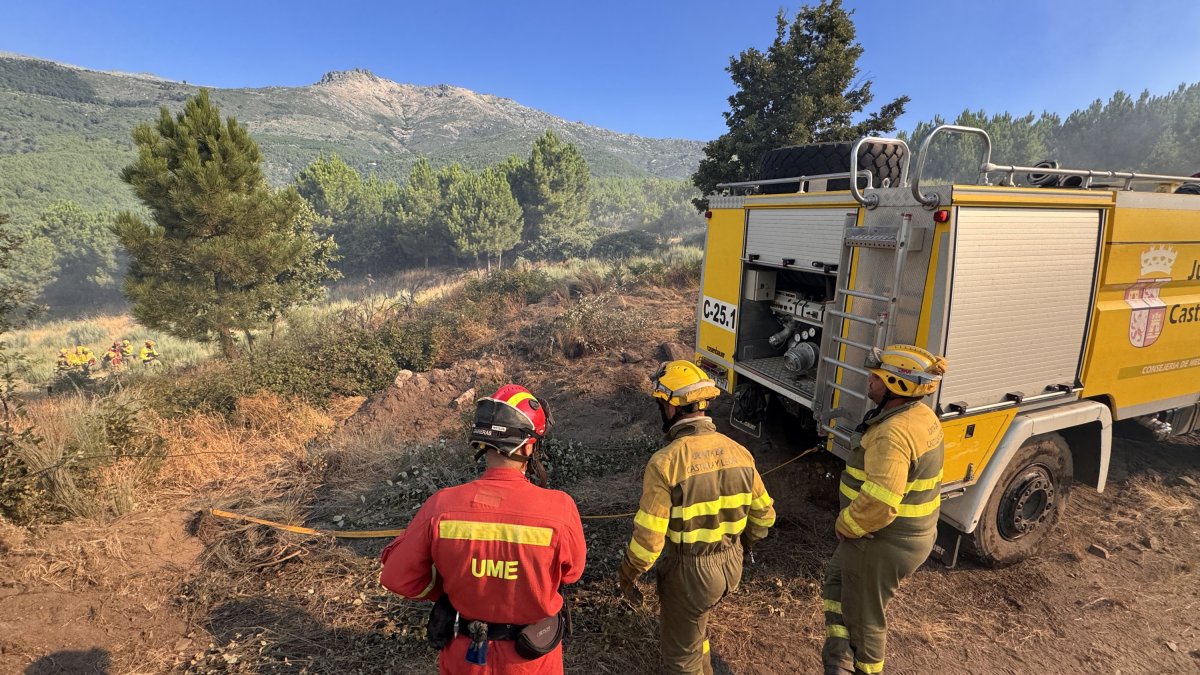 Incendio en Mombeltrán declarado Nivel 2