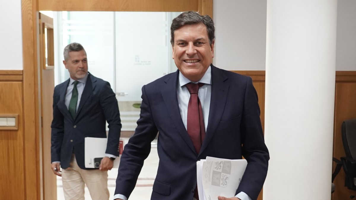 Julio López Revuelta y Carlos Fernández Carriedo, ayer.
