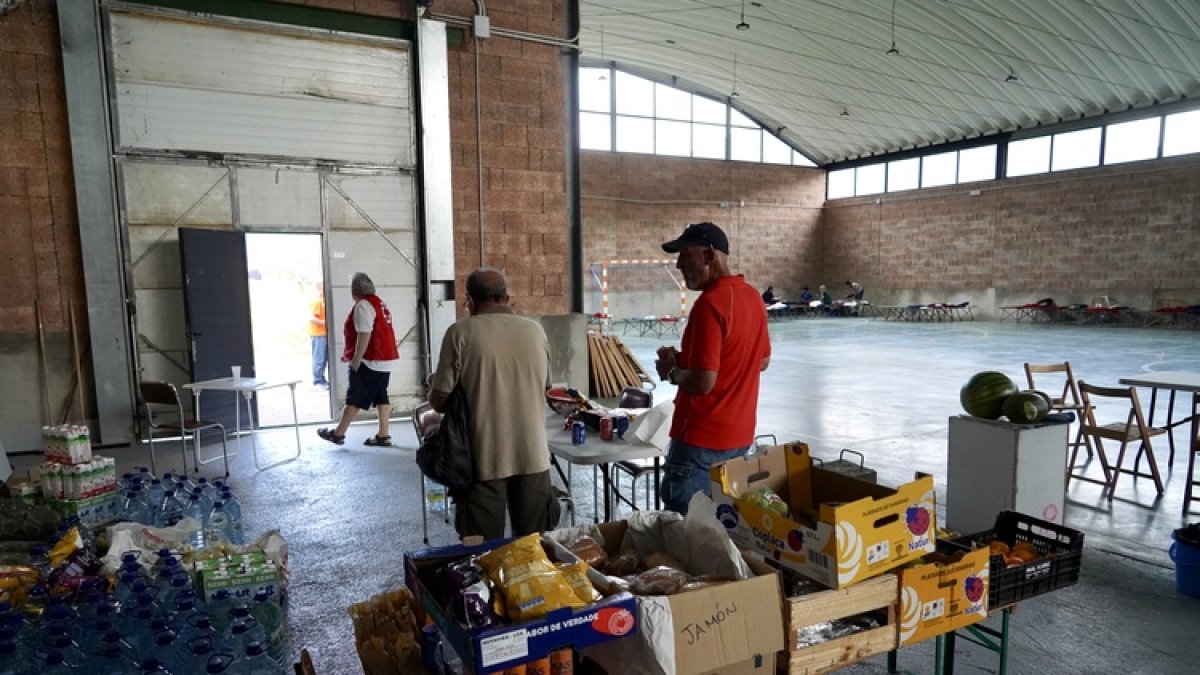 Desalojos por el incendio de Boca de Huérgano.