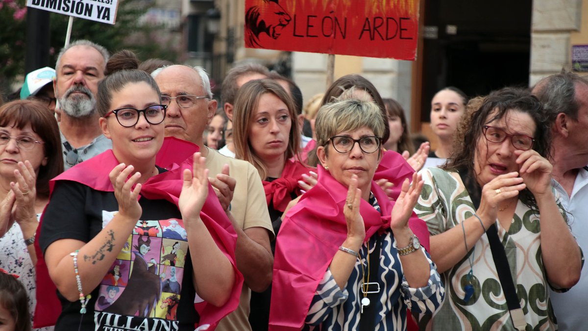 Concentración ciudadana en La Bañeza.