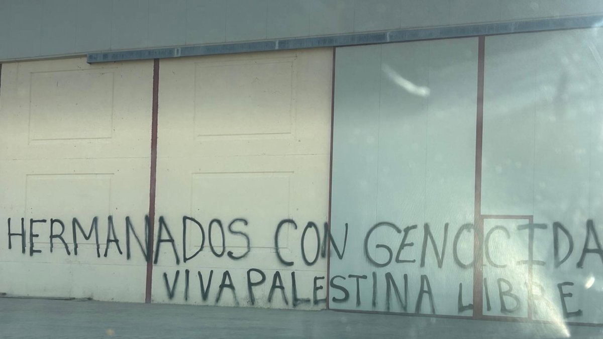 Imagen de una de las pintadas que han aparecido en el municipio