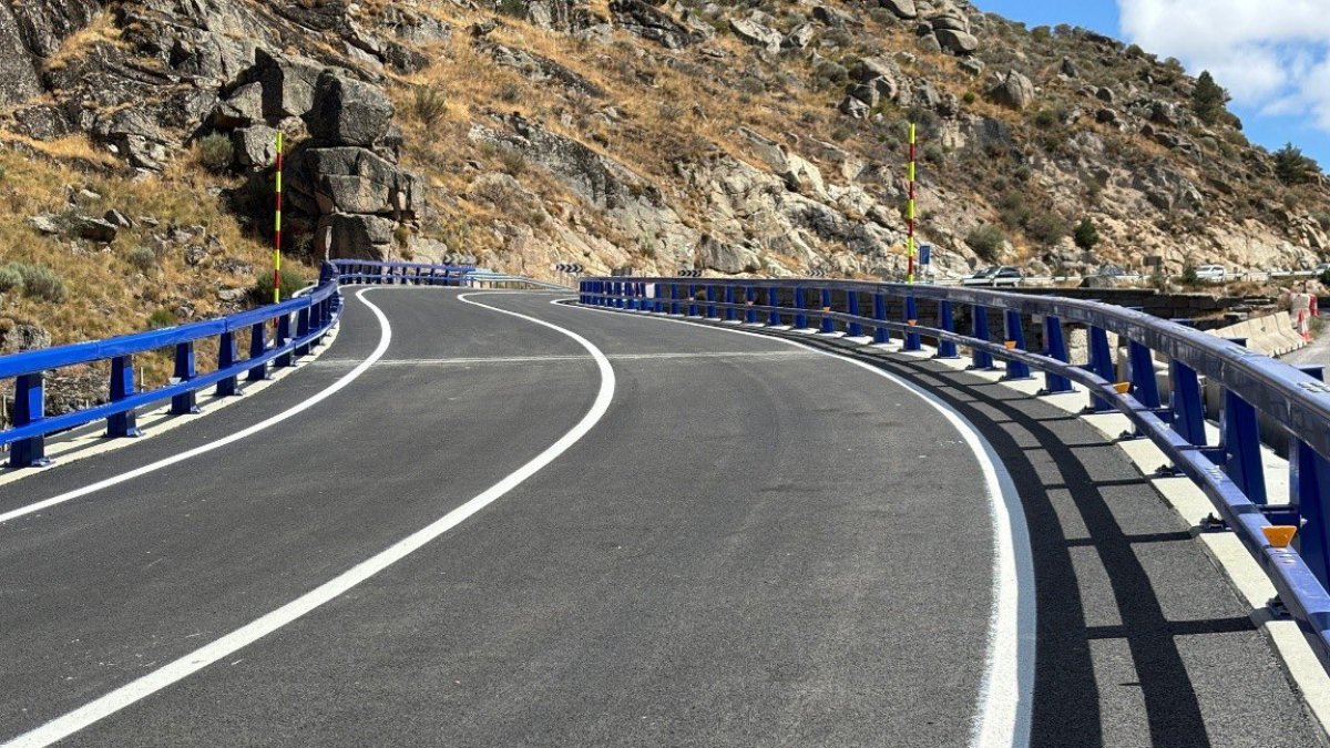 Viaducto de la Cueva del Maragato de la N-502