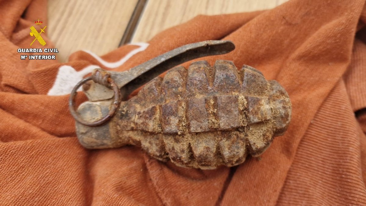 Granada de mano encontrada en Villamelendro